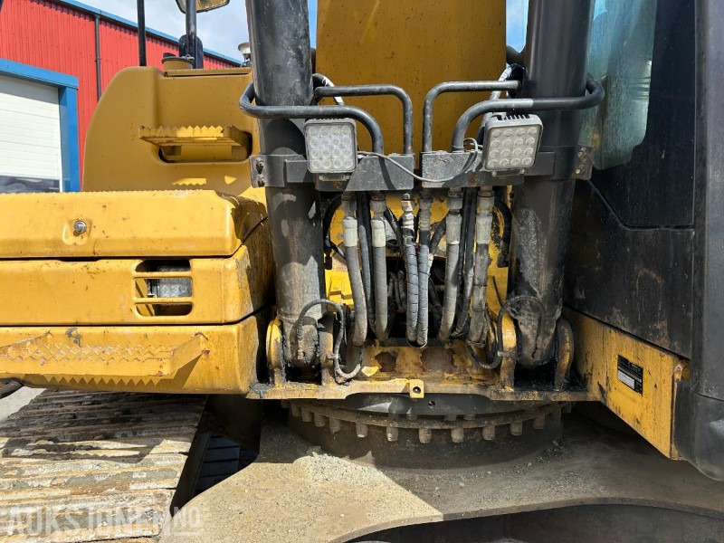 Kotrógép 2010 CAT 323D GRAVEMASKIN - 14167 TIMER: 17 kép.