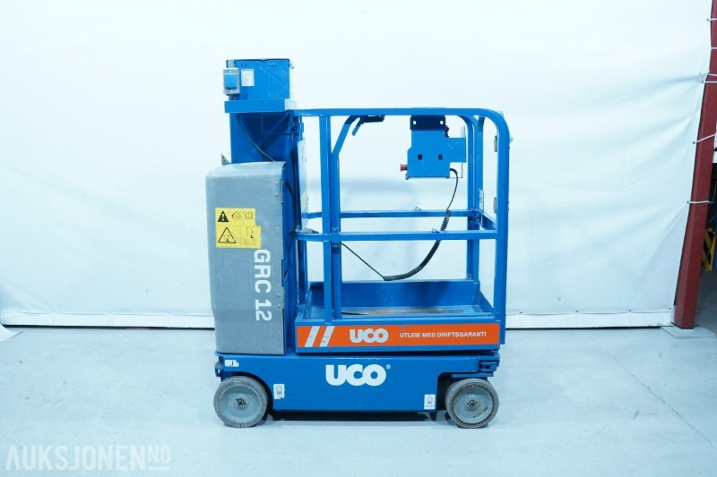 2010 Genie GRC 12 - 5,5m mastelift - Emelő: 2 kép. 2010 Genie GRC 12 - 5,5m mastelift - Emelő: 2 kép.