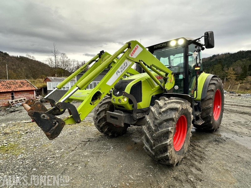 2011 Claas Arion 430 med FL100 frontlaster – 133 hk, nye dekk, kamera og hydraulisk redskapslås, 3755 timer - Traktor: 1 kép. 2011 Claas Arion 430 med FL100 frontlaster – 133 hk, nye dekk, kamera og hydraulisk redskapslås, 3755 timer - Traktor: 1 kép.