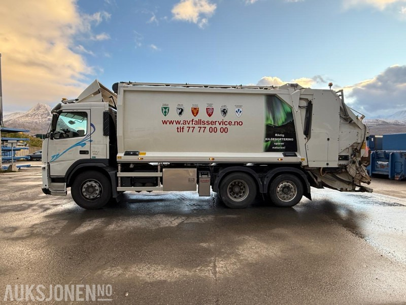 2011 Volvo FM330 6X2 Komprimatorbil 22M3 - Strøere - Baklaster - 353908KM - Szemetesautó: 2 kép. 2011 Volvo FM330 6X2 Komprimatorbil 22M3 - Strøere - Baklaster - 353908KM - Szemetesautó: 2 kép.
