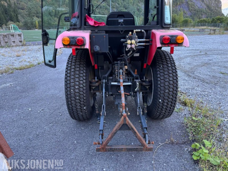2012 Branson 5220 minitraktor / kompakttraktor - Traktor: 3 kép. 2012 Branson 5220 minitraktor / kompakttraktor - Traktor: 3 kép.