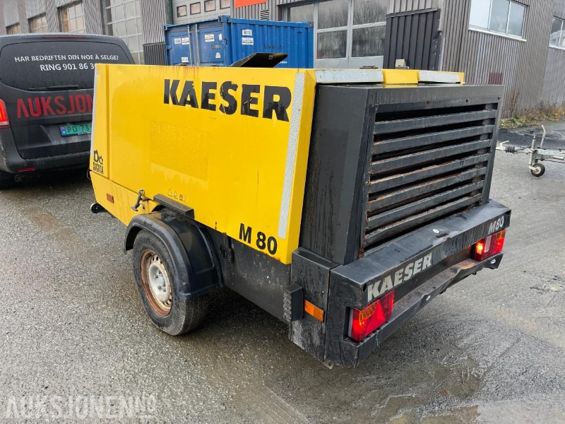 2012 Kaeser M 80 tilhenger kompressor med 2654 timer - Építőipari berendezések: 3 kép. 2012 Kaeser M 80 tilhenger kompressor med 2654 timer - Építőipari berendezések: 3 kép.