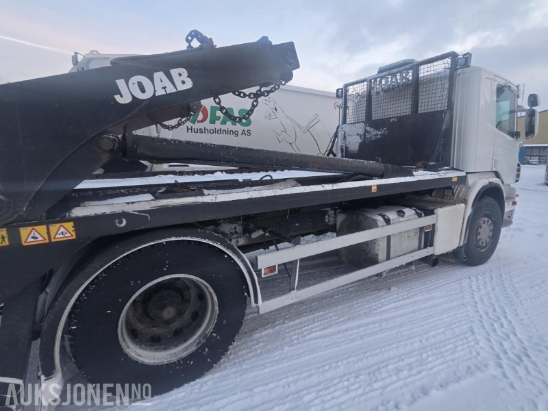 2012 Scania P280 - Liftdumper - 248 000km - Konténerszállító: 4 kép. 2012 Scania P280 - Liftdumper - 248 000km - Konténerszállító: 4 kép.