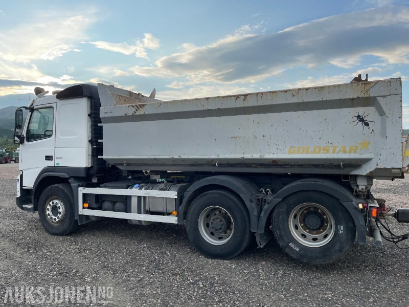 2012 Volvo FMX 6x2 Brøyterigget Kombibil med kun 237000 km - Billenőplatós teherautó: 3 kép. 2012 Volvo FMX 6x2 Brøyterigget Kombibil med kun 237000 km - Billenőplatós teherautó: 3 kép.