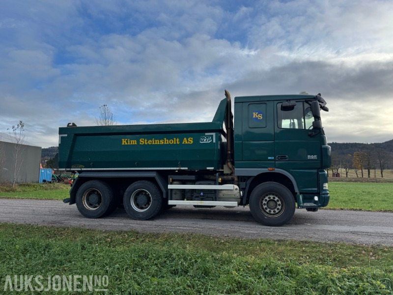2013 DAF XF Tippbil - Billenőplatós teherautó: 4 kép. 2013 DAF XF Tippbil - Billenőplatós teherautó: 4 kép.