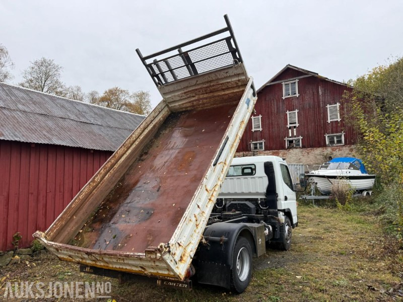 2013 Fuso Canter m/høy nyttelast - Billenőplatós teherautó: 5 kép. 2013 Fuso Canter m/høy nyttelast - Billenőplatós teherautó: 5 kép.