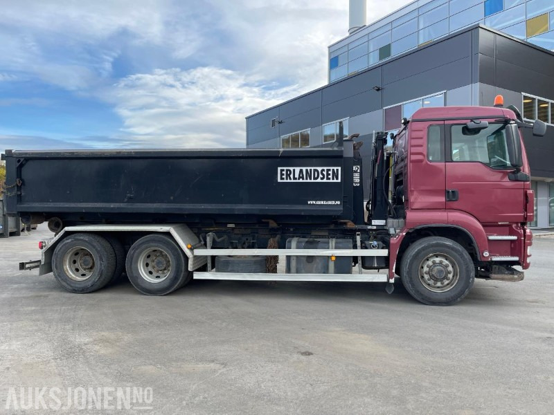 2013 MAN TGS Krokbil Hydrodrive 6x6, 289135 km, Eu godkjent til 29.03.2026 - Horgos rakodó teherautó: 5 kép. 2013 MAN TGS Krokbil Hydrodrive 6x6, 289135 km, Eu godkjent til 29.03.2026 - Horgos rakodó teherautó: 5 kép.