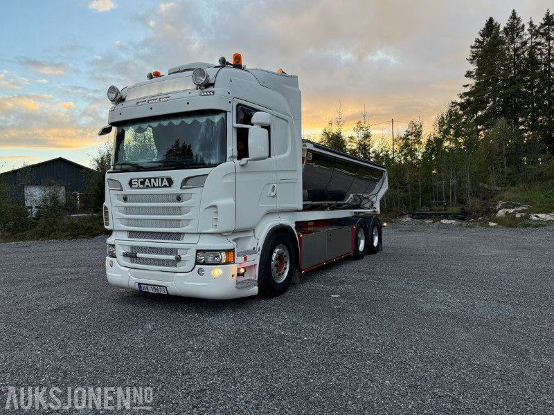 2013 Scania R560 6X2 Euro5 Singel asfaltbil - Billenőplatós teherautó: 1 kép. 2013 Scania R560 6X2 Euro5 Singel asfaltbil - Billenőplatós teherautó: 1 kép.