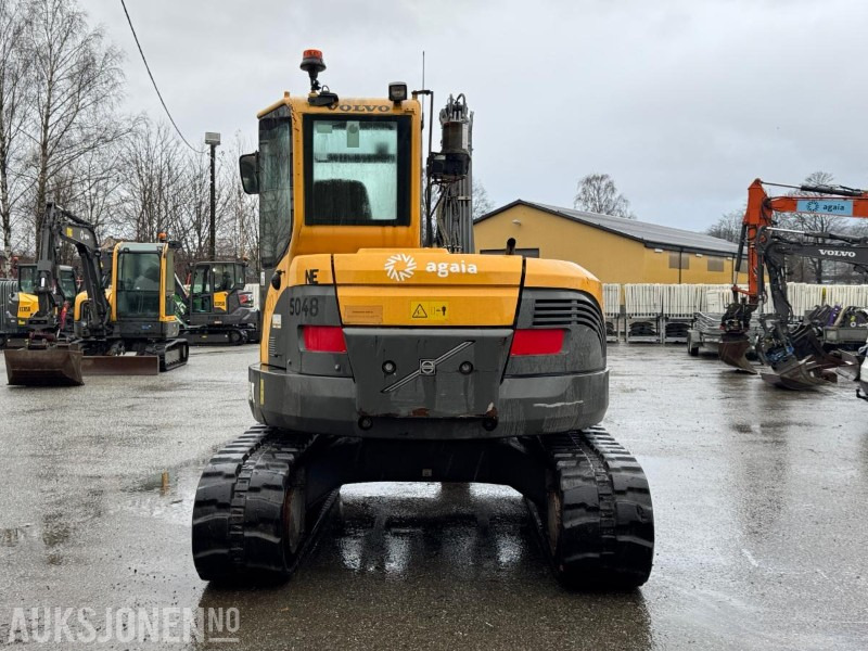 2013 Volvo ECR88 gravemaskin med 3 skuffer, Indexator tiltrotator Sertifisert 10.26 8677T - Minikotró: 4 kép. 2013 Volvo ECR88 gravemaskin med 3 skuffer, Indexator tiltrotator Sertifisert 10.26 8677T - Minikotró: 4 kép.
