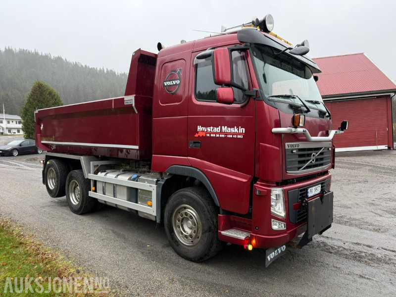 2013 Volvo FH 540 Tippbil / KM 210975 / Løfteboggi / Bladfjærer / Navreduksjon / Maur Kasse – Pen og velholdt - Billenőplatós teherautó: 4 kép. 2013 Volvo FH 540 Tippbil / KM 210975 / Løfteboggi / Bladfjærer / Navreduksjon / Maur Kasse – Pen og velholdt - Billenőplatós teherautó: 4 kép.