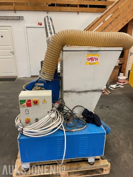 2014 Comafer MAC300 fliskvern - Építőipari berendezések: 3 kép. 2014 Comafer MAC300 fliskvern - Építőipari berendezések: 3 kép.