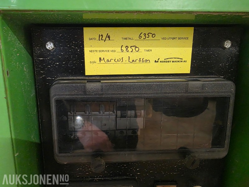 2014 Gentech diesel generator IBL-017 - Építőipari berendezések: 4 kép. 2014 Gentech diesel generator IBL-017 - Építőipari berendezések: 4 kép.