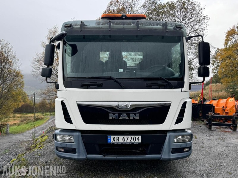 2014 MAN TGL 8.180 Tippbil - Treveistipp - Euro 6 - Gått 150.000 km - Nylig EU godkjent - Billenőplatós teherautó: 2 kép. 2014 MAN TGL 8.180 Tippbil - Treveistipp - Euro 6 - Gått 150.000 km - Nylig EU godkjent - Billenőplatós teherautó: 2 kép.