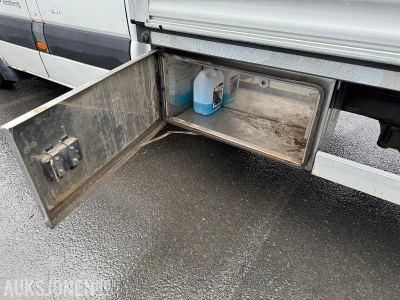 Platós teherautó 2014 Mercedes-Benz Sprinter 516 CDI planbil, 5-tonn, dobbelkabin, bakløft, lysbjelke: 14 kép.