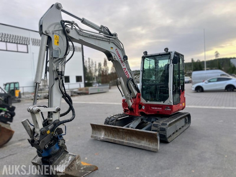 2014 TAKEUCHI TB260 MINIGRAVER SMP TILTROTATOR OG S40 HK FESTE PLANERINGSSKUFF - Minikotró: 1 kép. 2014 TAKEUCHI TB260 MINIGRAVER SMP TILTROTATOR OG S40 HK FESTE PLANERINGSSKUFF - Minikotró: 1 kép.