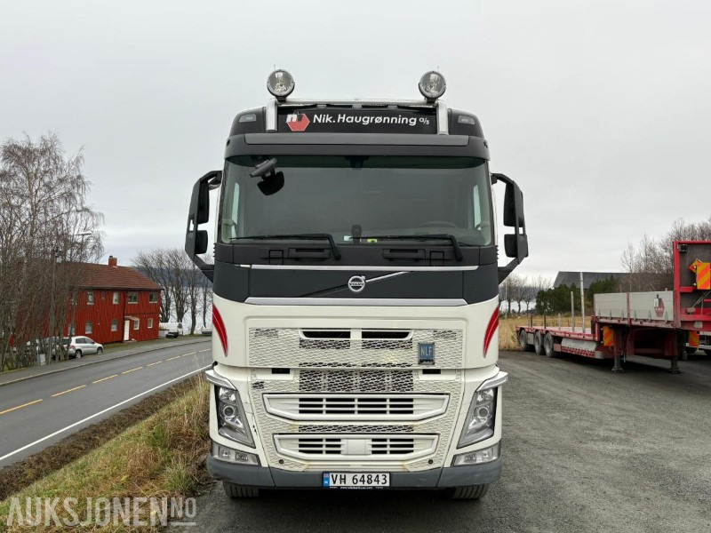2014 VOLVO FH540 6X2 Euro6 Kranbil med Palfinger PK16502 - Darus autó: 2 kép. 2014 VOLVO FH540 6X2 Euro6 Kranbil med Palfinger PK16502 - Darus autó: 2 kép.