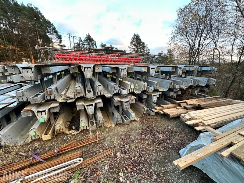 2014 Varioguard Tungsikring - komplett parti 161 rette elementer + 6 endeelementer - Építőipari berendezések: 3 kép. 2014 Varioguard Tungsikring - komplett parti 161 rette elementer + 6 endeelementer - Építőipari berendezések: 3 kép.