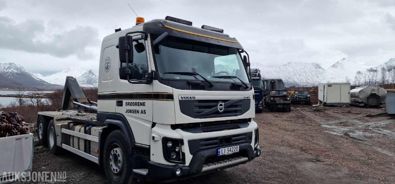 2014 Volvo FMX * Krokløft * 275076 km * Godkjent som skolebil * Eu godkjent til 25.08.2025 - Horgos rakodó teherautó: 5 kép. 2014 Volvo FMX * Krokløft * 275076 km * Godkjent som skolebil * Eu godkjent til 25.08.2025 - Horgos rakodó teherautó: 5 kép.