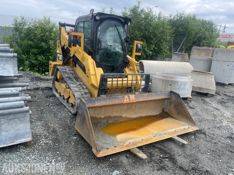 2015 Cat 259D kompakt belte-laster - Mini homlokrakodó: 2 kép. 2015 Cat 259D kompakt belte-laster - Mini homlokrakodó: 2 kép.