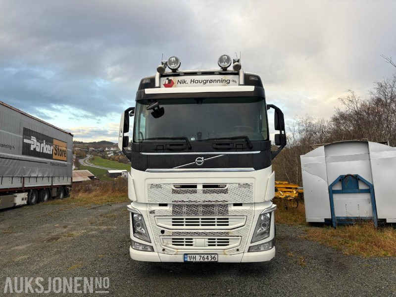 2015 VOLVO FH540 6X2 Euro6 Kranbil med Palfinger PK16502 - Darus autó: 2 kép. 2015 VOLVO FH540 6X2 Euro6 Kranbil med Palfinger PK16502 - Darus autó: 2 kép.