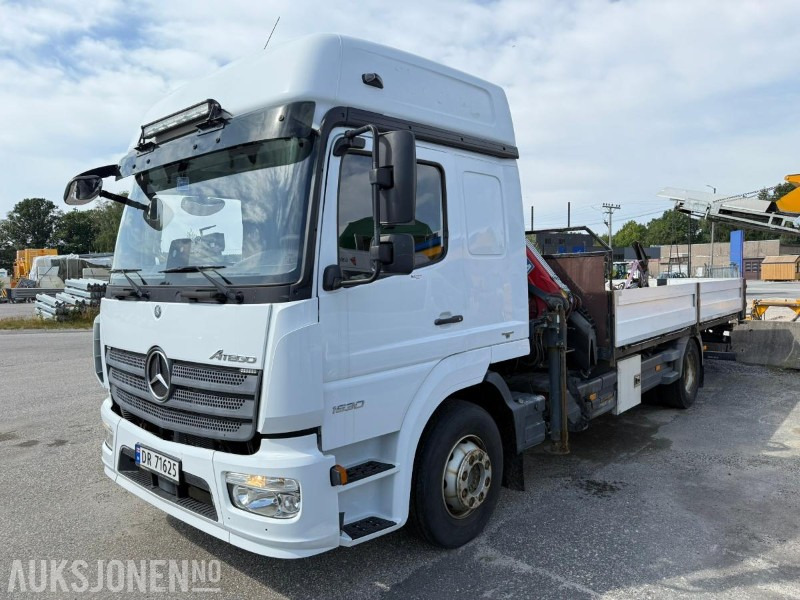 2016 Mercedes-Benz ATEGO 1530L kranbil m/ COPMA 130A.4 kran - Darus autó: 1 kép. 2016 Mercedes-Benz ATEGO 1530L kranbil m/ COPMA 130A.4 kran - Darus autó: 1 kép.