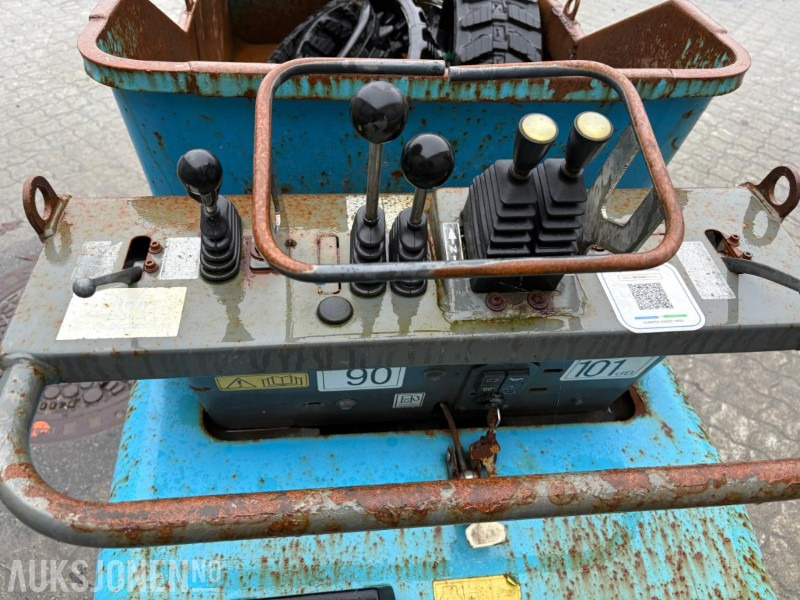 Dömper 2016 Messersi TCH R812D minidumper: 8 kép. Dömper 2016 Messersi TCH R812D minidumper: 8 kép.