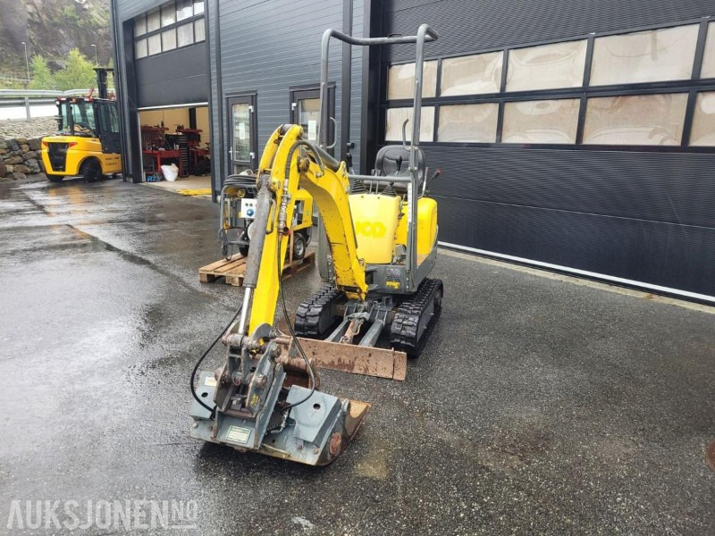 2016 Wacker Neuson 803 Dual Power, 2 skuffer, Elektro-hydraulisk aggregat (HPU) - Minikotró: 5 kép. 2016 Wacker Neuson 803 Dual Power, 2 skuffer, Elektro-hydraulisk aggregat (HPU) - Minikotró: 5 kép.