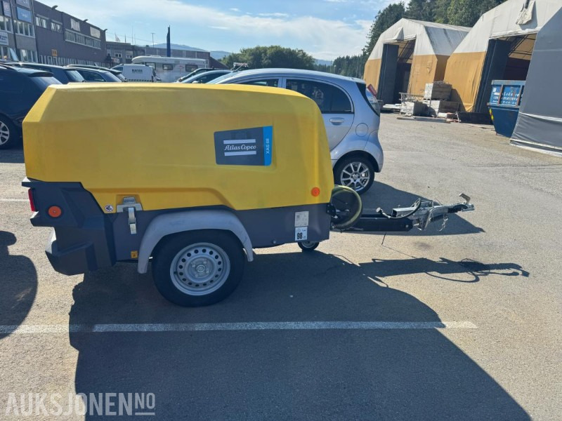 2017 Atlas Copco XAS 68 - Kompressor - Timer: 257 - Fúrógép: 5 kép. 2017 Atlas Copco XAS 68 - Kompressor - Timer: 257 - Fúrógép: 5 kép.