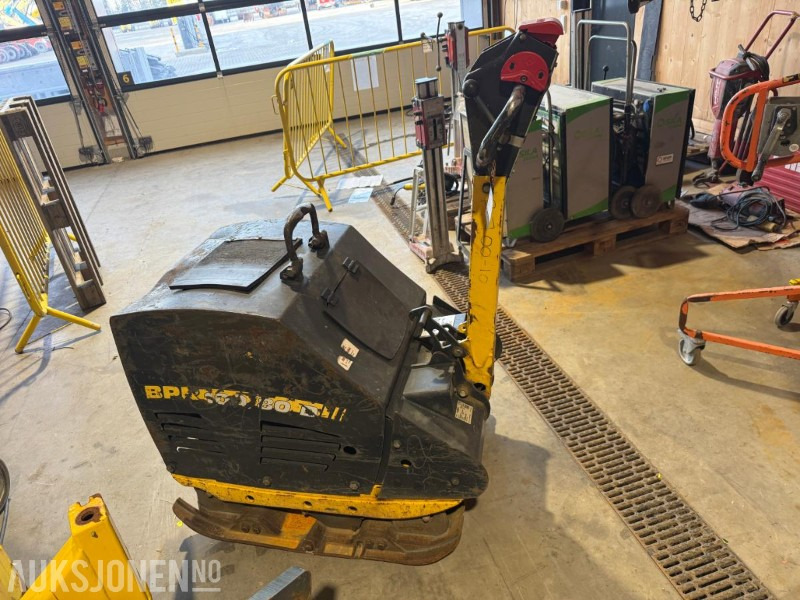 2017 Bomag BPR 100/80D vibroplate - 710kg. - Henger: 2 kép. 2017 Bomag BPR 100/80D vibroplate - 710kg. - Henger: 2 kép.