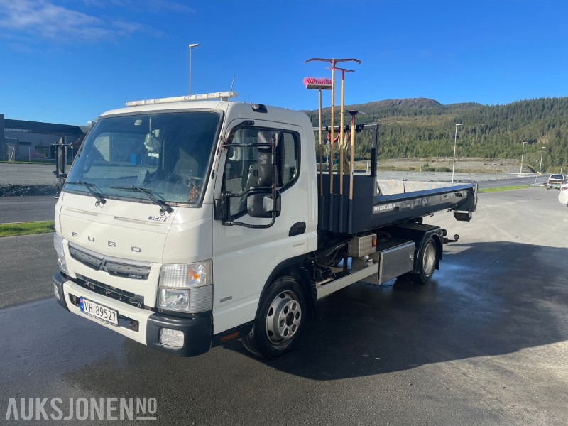 2017 Mitsubishi Fuso Canter planbil med tipp - Platós teherautó: 1 kép. 2017 Mitsubishi Fuso Canter planbil med tipp - Platós teherautó: 1 kép.