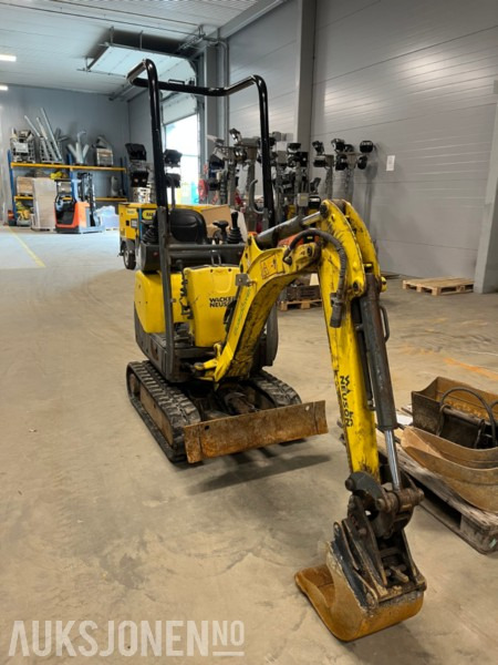 2017 Wacker Neuson 803 WN803DP Minigraver - 3 Skuffer - Kotrógép: 4 kép. 2017 Wacker Neuson 803 WN803DP Minigraver - 3 Skuffer - Kotrógép: 4 kép.