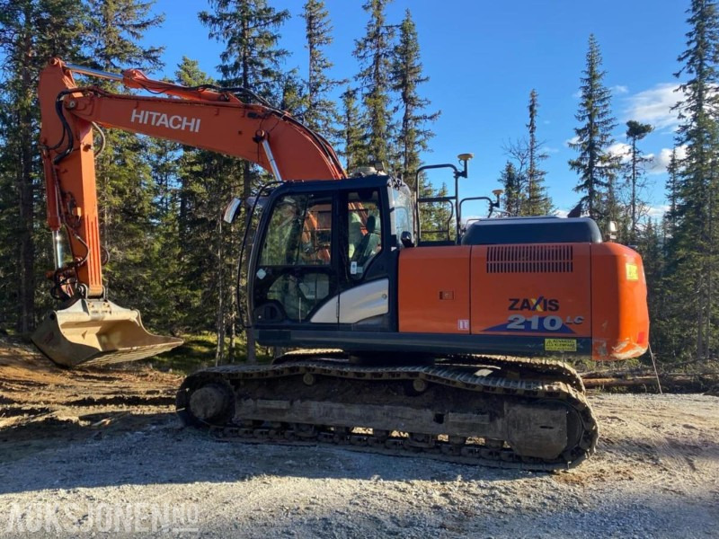 2018 Hitachi ZX210 LC-6/Rototilt/OilQuick/Leica GPS/Kamera/LED - Kotrógép: 4 kép. 2018 Hitachi ZX210 LC-6/Rototilt/OilQuick/Leica GPS/Kamera/LED - Kotrógép: 4 kép.