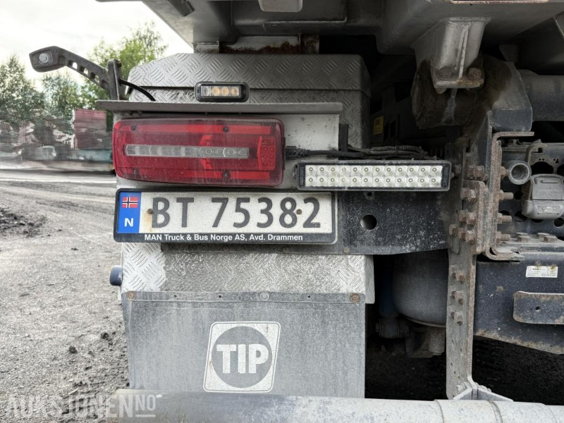 Billenőplatós teherautó 2018 MAN TGS 26.500 6x4 tippbil: 17 kép.