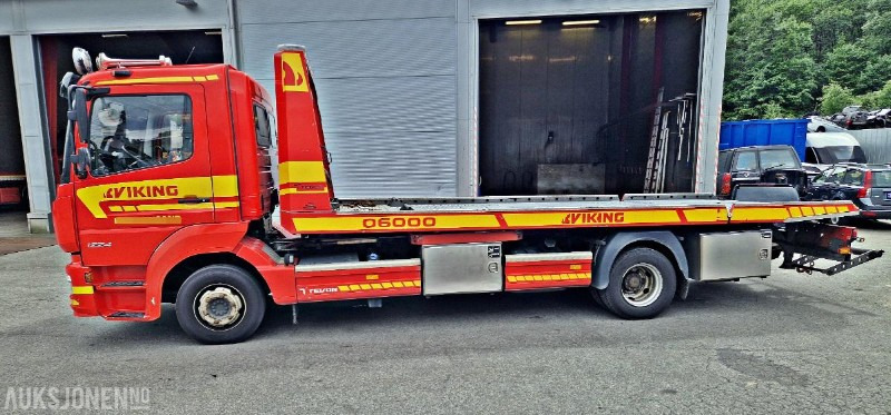 2018 Mercedes-Benz ATEGO med TEVOR PÅBYGG, Kjørebruer, Briller, Fjernkontroll, - Tűzoltóautó: 3 kép. 2018 Mercedes-Benz ATEGO med TEVOR PÅBYGG, Kjørebruer, Briller, Fjernkontroll, - Tűzoltóautó: 3 kép.