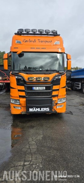 2018 Scania R-serie - Billenőplatós teherautó: 2 kép. 2018 Scania R-serie - Billenőplatós teherautó: 2 kép.