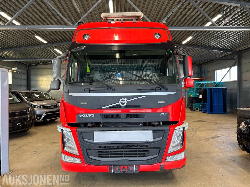 2018 Volvo FM 330 bergingsbil - Tűzoltóautó: 2 kép. 2018 Volvo FM 330 bergingsbil - Tűzoltóautó: 2 kép.