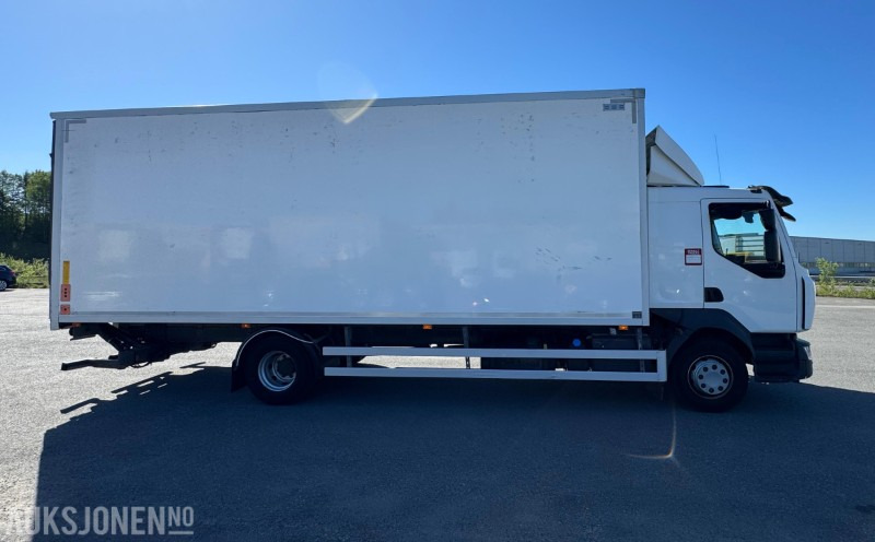 2019 Renault D 250 skapbil/full sideåpning/bakløft/adaptiv cruisecontrol/ryggekamera/luft - Dobozos felépítményű teherautó: 4 kép. 2019 Renault D 250 skapbil/full sideåpning/bakløft/adaptiv cruisecontrol/ryggekamera/luft - Dobozos felépítményű teherautó: 4 kép.