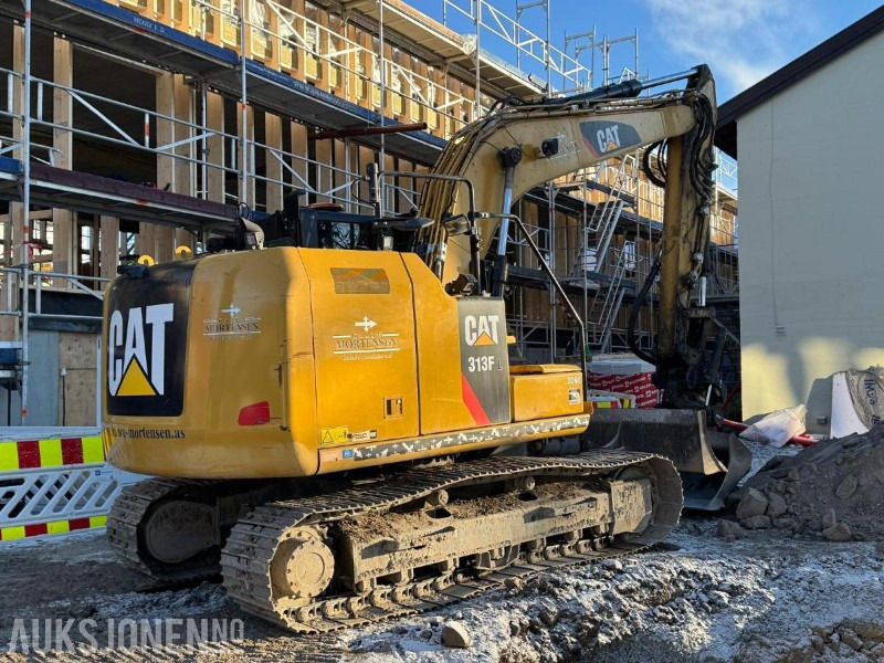 2020 Cat 313FL gravemaskin med maskinstyring / 2 skuffer / 5278 timer - Kotrógép: 3 kép. 2020 Cat 313FL gravemaskin med maskinstyring / 2 skuffer / 5278 timer - Kotrógép: 3 kép.