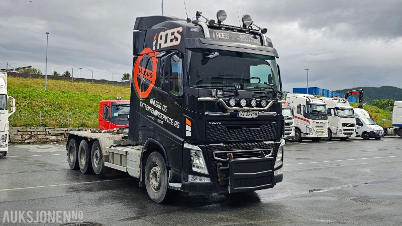 2020 Volvo 540 8x4 Brøyterigget krokbil med AJK påbygg - Horgos rakodó teherautó: 3 kép. 2020 Volvo 540 8x4 Brøyterigget krokbil med AJK påbygg - Horgos rakodó teherautó: 3 kép.