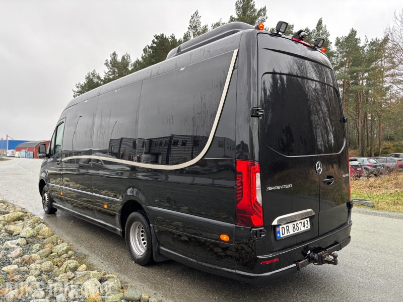 2021 MERCEDES-BENZ SPRINTER ILE AUTOMOTIVE 519 3.0 V6 DIESEL 16+1SETER. MIKROFON. WEBASTO. HENGERFESTE - Minibusz, Kisbusz: 3 kép. 2021 MERCEDES-BENZ SPRINTER ILE AUTOMOTIVE 519 3.0 V6 DIESEL 16+1SETER. MIKROFON. WEBASTO. HENGERFESTE - Minibusz, Kisbusz: 3 kép.