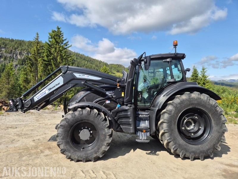 2021 Valtra T 234 VERSU med laster og front hydraulikk / PTO - Traktor: 2 kép. 2021 Valtra T 234 VERSU med laster og front hydraulikk / PTO - Traktor: 2 kép.