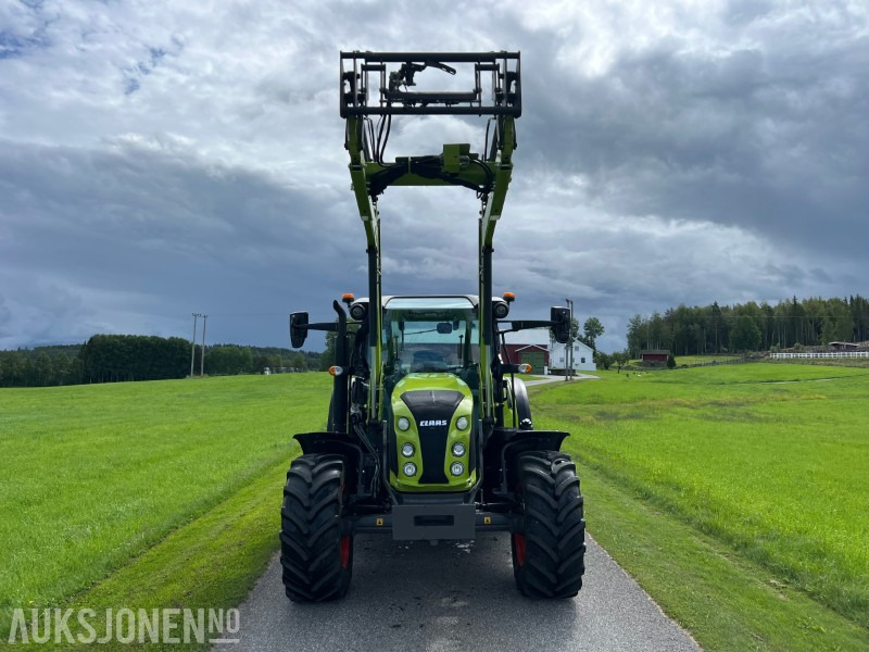 2023 Claas Arion 420 traktor med laster KUN 456 TIMER - Traktor: 3 kép. 2023 Claas Arion 420 traktor med laster KUN 456 TIMER - Traktor: 3 kép.