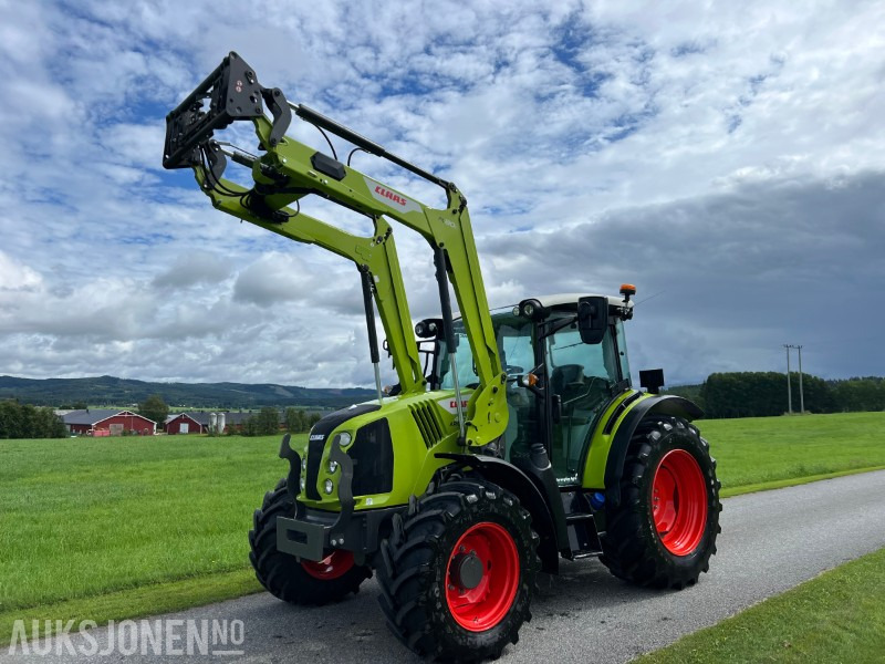 2023 Claas Arion 420 traktor med laster KUN 456 TIMER - Traktor: 1 kép. 2023 Claas Arion 420 traktor med laster KUN 456 TIMER - Traktor: 1 kép.