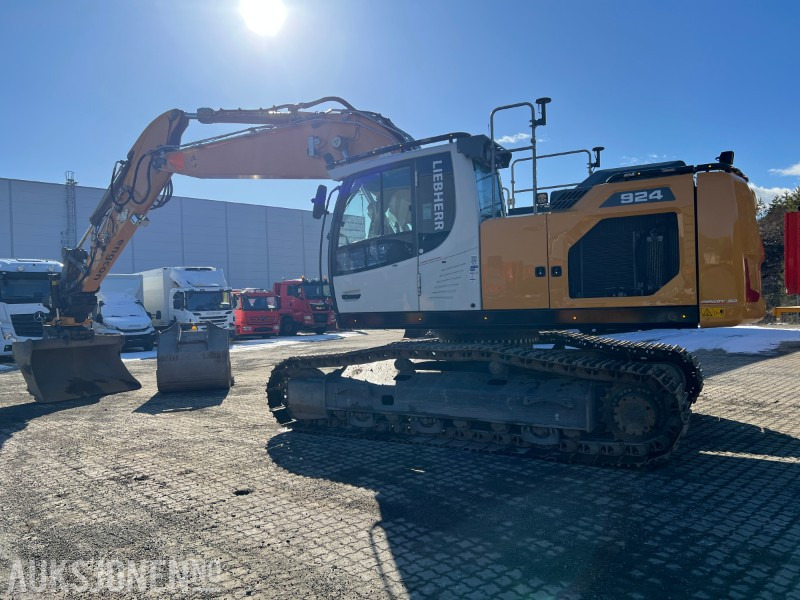 2023 Liebherr R 924 LC. Makin GPS, tilt, 2 skuffer, dieselfyllepumpe, sentralsmøring ++ - Kotrógép: 3 kép. 2023 Liebherr R 924 LC. Makin GPS, tilt, 2 skuffer, dieselfyllepumpe, sentralsmøring ++ - Kotrógép: 3 kép.