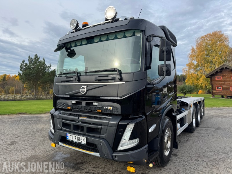 2023 Volvo FMX-8x4TR krokbil EURO 6, KRANHYDRAULIKK, GODT HOLDT - Horgos rakodó teherautó: 2 kép. 2023 Volvo FMX-8x4TR krokbil EURO 6, KRANHYDRAULIKK, GODT HOLDT - Horgos rakodó teherautó: 2 kép.
