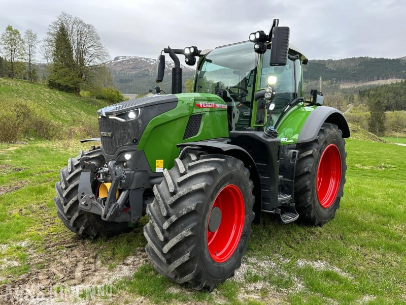 2024 Fendt 728 Vario Gen 7 Traktor, 349 timer - Traktor: 1 kép. 2024 Fendt 728 Vario Gen 7 Traktor, 349 timer - Traktor: 1 kép.