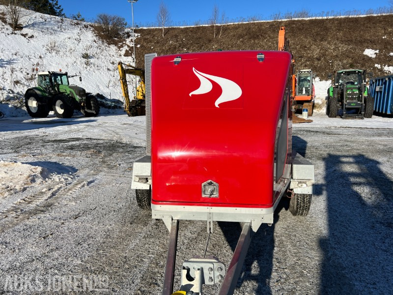 2024 HeatWork HW 3600 Henger m/tilbehør - Építőipari berendezések: 4 kép. 2024 HeatWork HW 3600 Henger m/tilbehør - Építőipari berendezések: 4 kép.