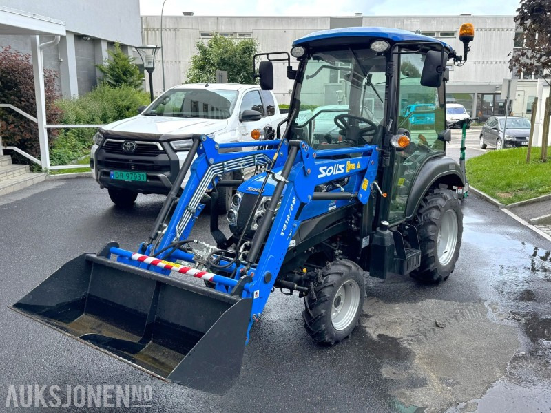 2024 Solis 26 HST minitraktor | kun 15 timer | 4WD | frontlaster m/ skuffe | varmeapparat - Traktor: 1 kép. 2024 Solis 26 HST minitraktor | kun 15 timer | 4WD | frontlaster m/ skuffe | varmeapparat - Traktor: 1 kép.