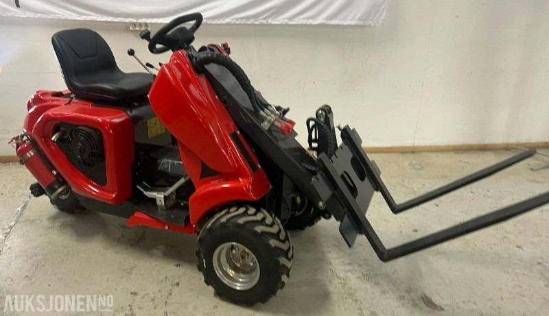 2025 Andre HERACLES H-130 3WD MINILASTER - MULTIMASKIN M/AVANT INNFESTING - Mini homlokrakodó: 1 kép. 2025 Andre HERACLES H-130 3WD MINILASTER - MULTIMASKIN M/AVANT INNFESTING - Mini homlokrakodó: 1 kép.