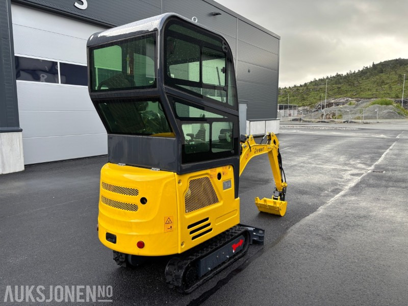 2025 FODIT FT327N ZERO TAIL 1,8TONN. KUBOTA DIESELMOTOR GRAVESKUFF. - Minikotró: 4 kép. 2025 FODIT FT327N ZERO TAIL 1,8TONN. KUBOTA DIESELMOTOR GRAVESKUFF. - Minikotró: 4 kép.